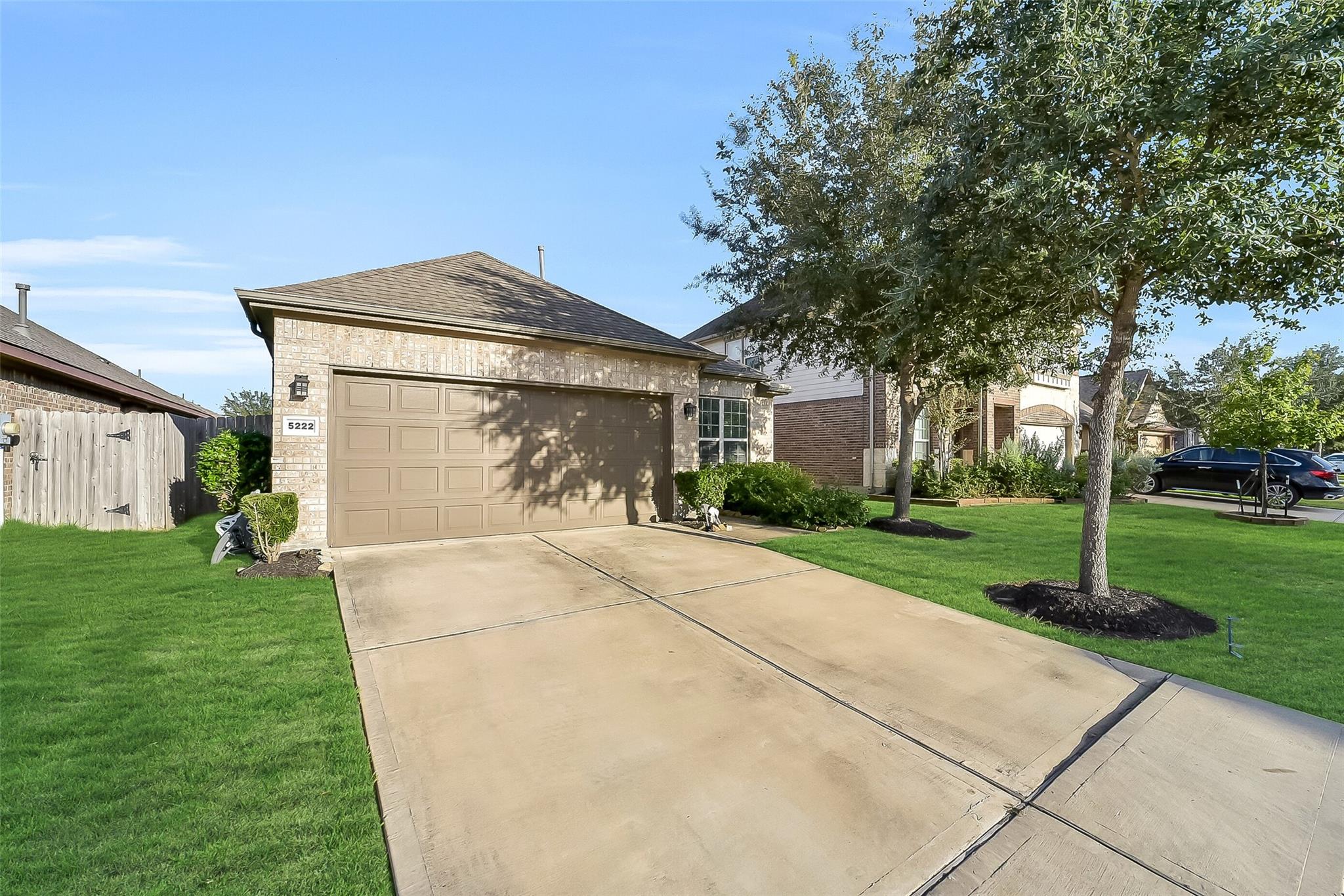 5222 Monarch Belle Lane