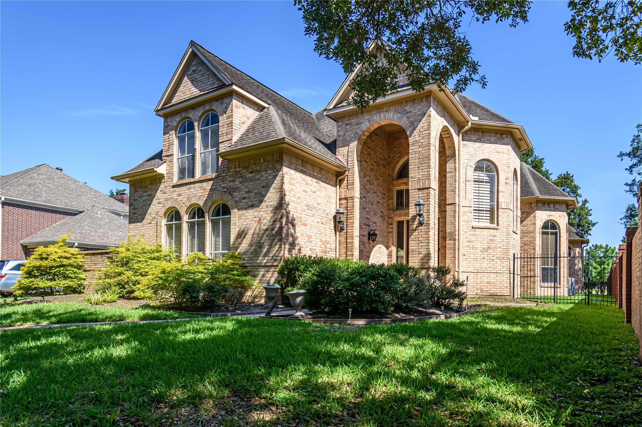 4002 Colony Oaks Drive