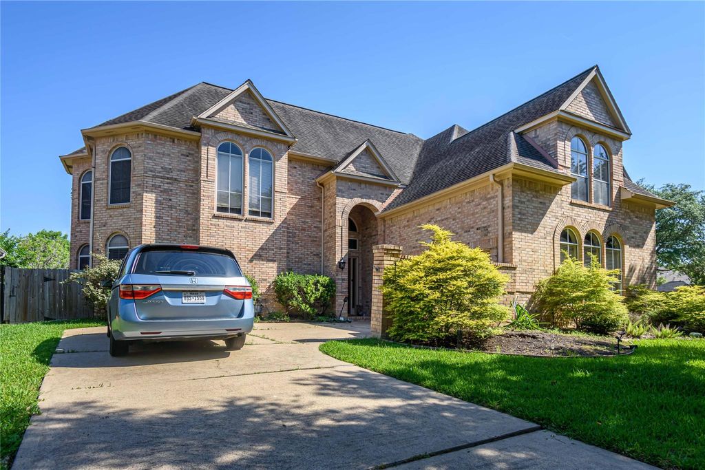 Photo of 4002 Colony Oaks Drive, Sugar Land, TX 77479 (MLS # 30001749)