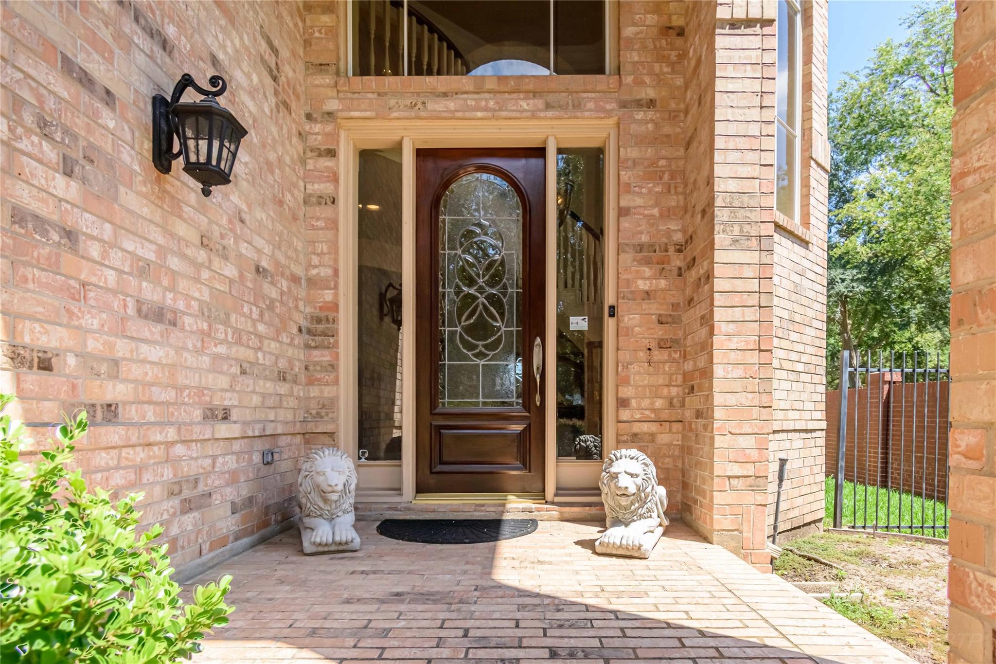 4002 Colony Oaks Drive