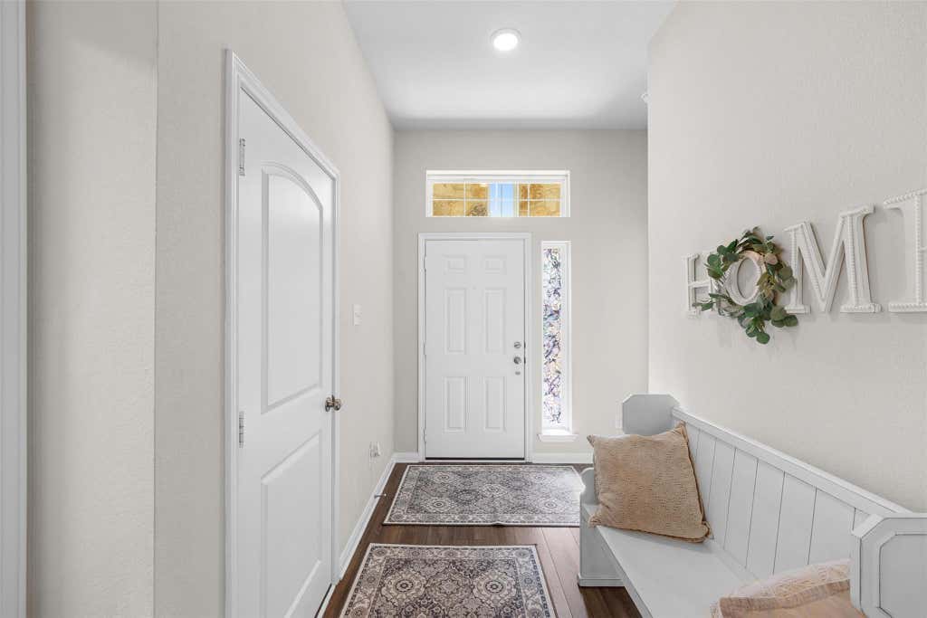 Photo of 6620 Mcgregor Loop LOOP, Killeen, TX 76549 (MLS # 5005340)