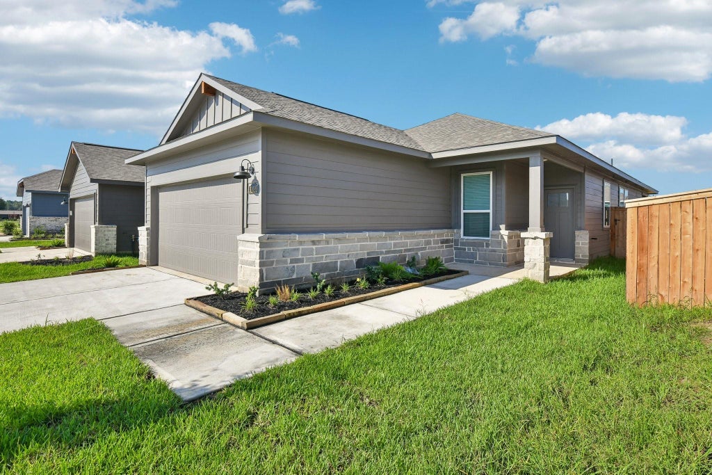 Photo of 31021 Rivage Beach Drive, Huffman, TX 77336 (MLS # 80780074)