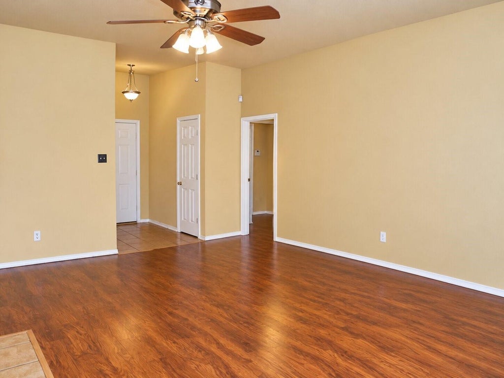Photo of 421 E Division Street, Pilot Point, TX 76258 (MLS # 95194591)