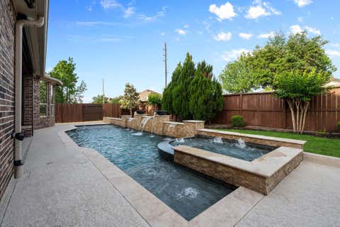 Photo of 17215 Inyo National Drive, Humble, TX 77346 (MLS # 33825018)