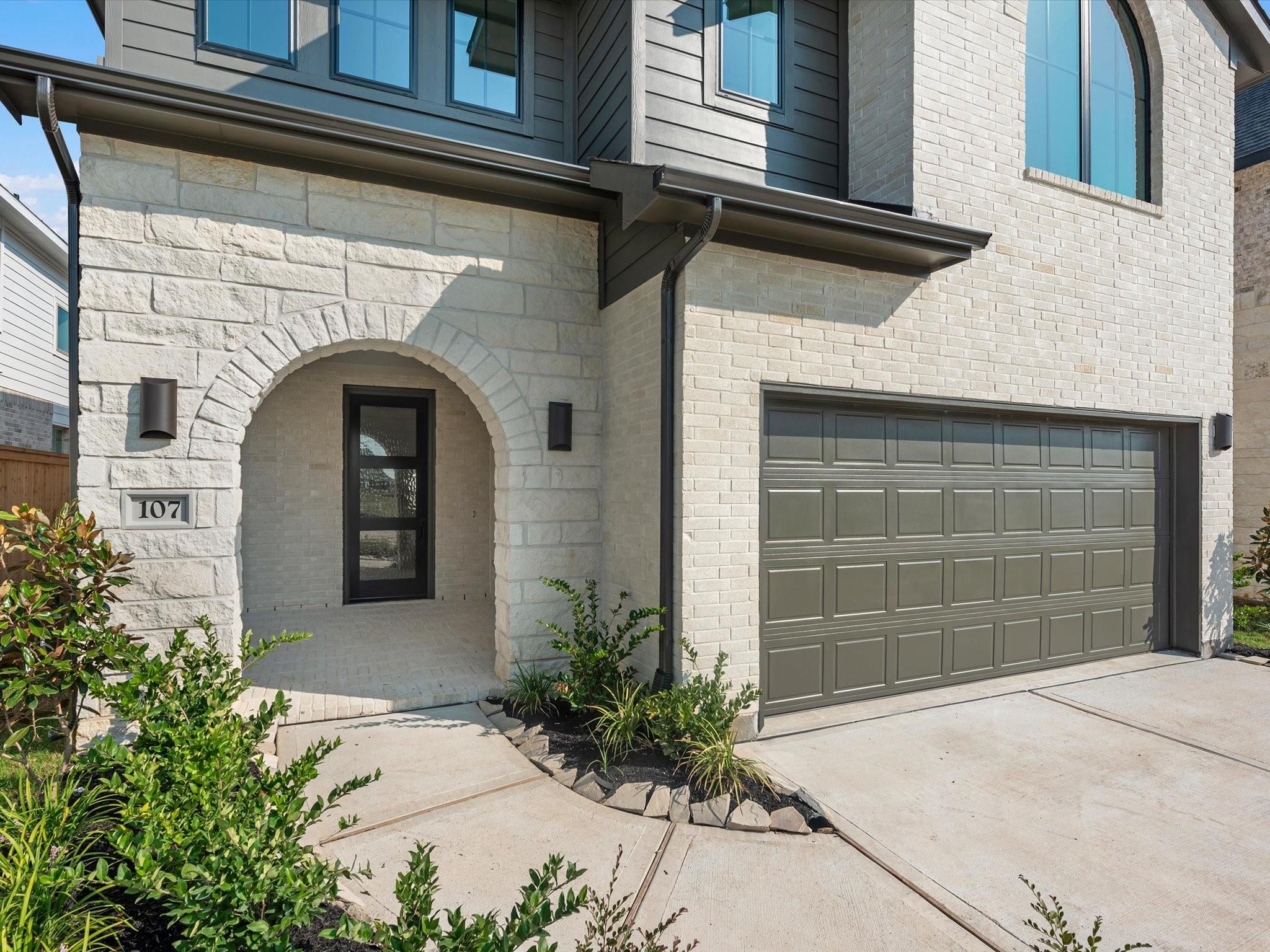 107 Candlelight Ridge Court