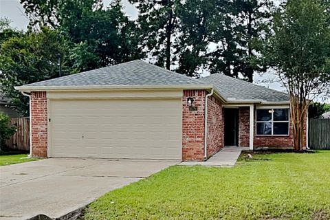 Photo of 16280 Sun View Lane, Conroe, TX 77302 (MLS # 97252272)