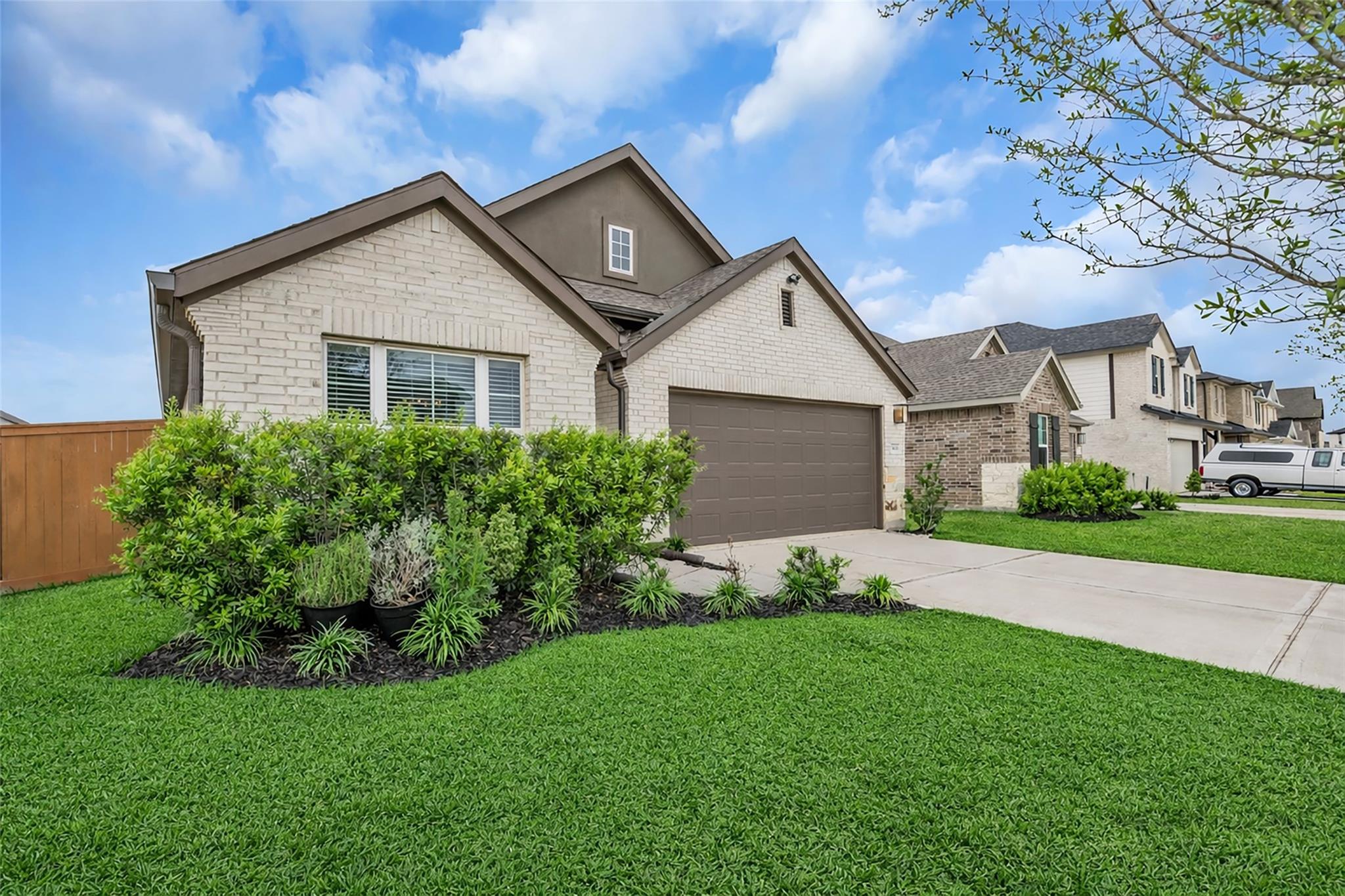 19419 Valletta Green Drive