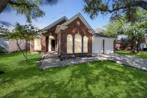 Photo of 7207 Glenbank Way, Houston, TX 77095 (MLS # 33821612)