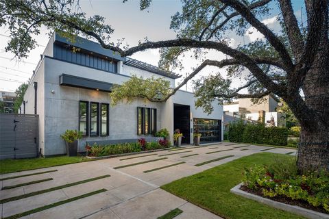 Photo of 2302 Suffolk Drive, Houston, TX 77027 (MLS # 14018312)