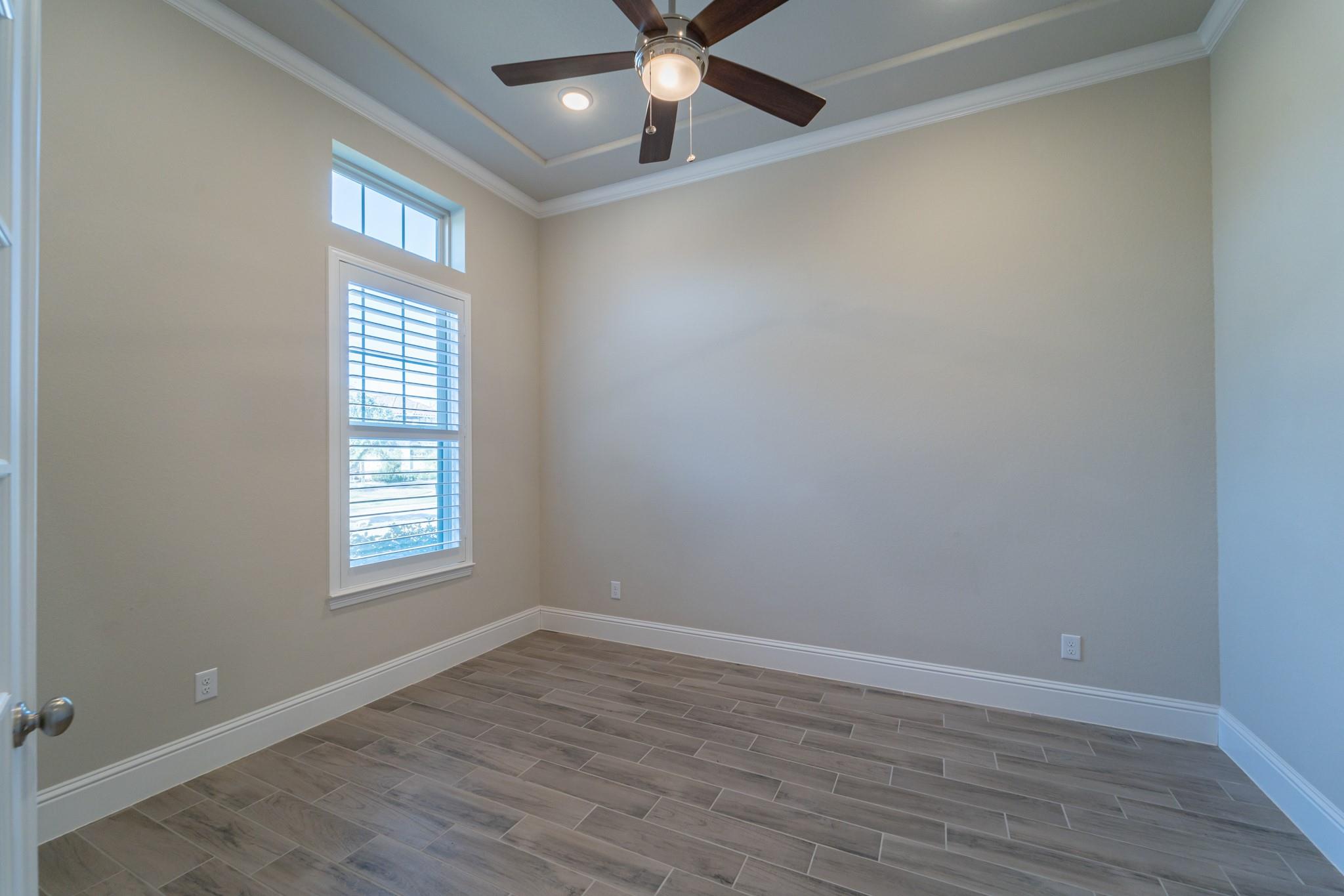 5715 Mogo Creek Lane