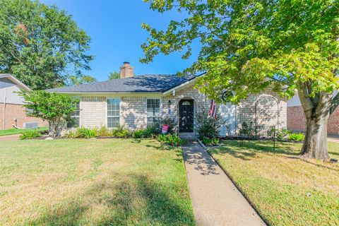 Photo of 9714 Railton Street, Houston, TX 77080 (MLS # 76935497)