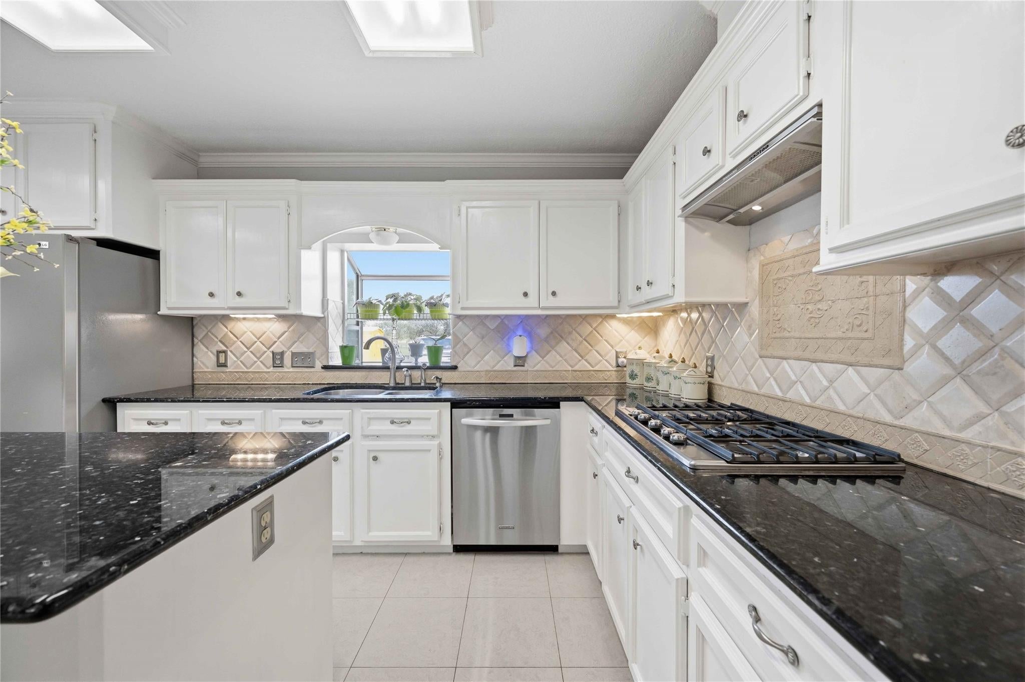 12075 Fm 359 Road
