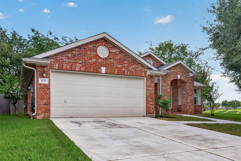 Photo of 5535 Gable Meadows Drive, Sugar Land, TX 77479 (MLS # 79036494)