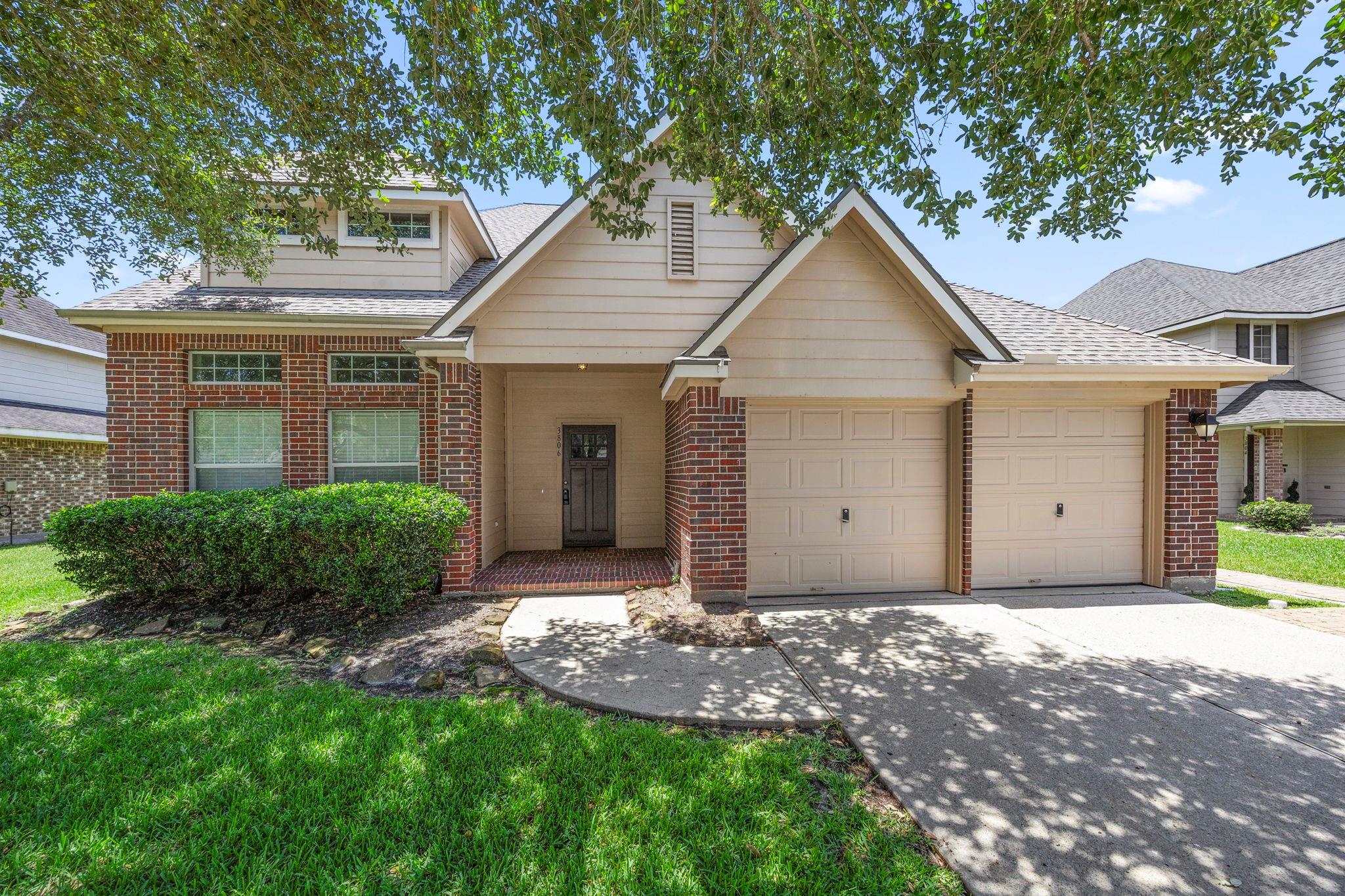 3806 Parry Field Court