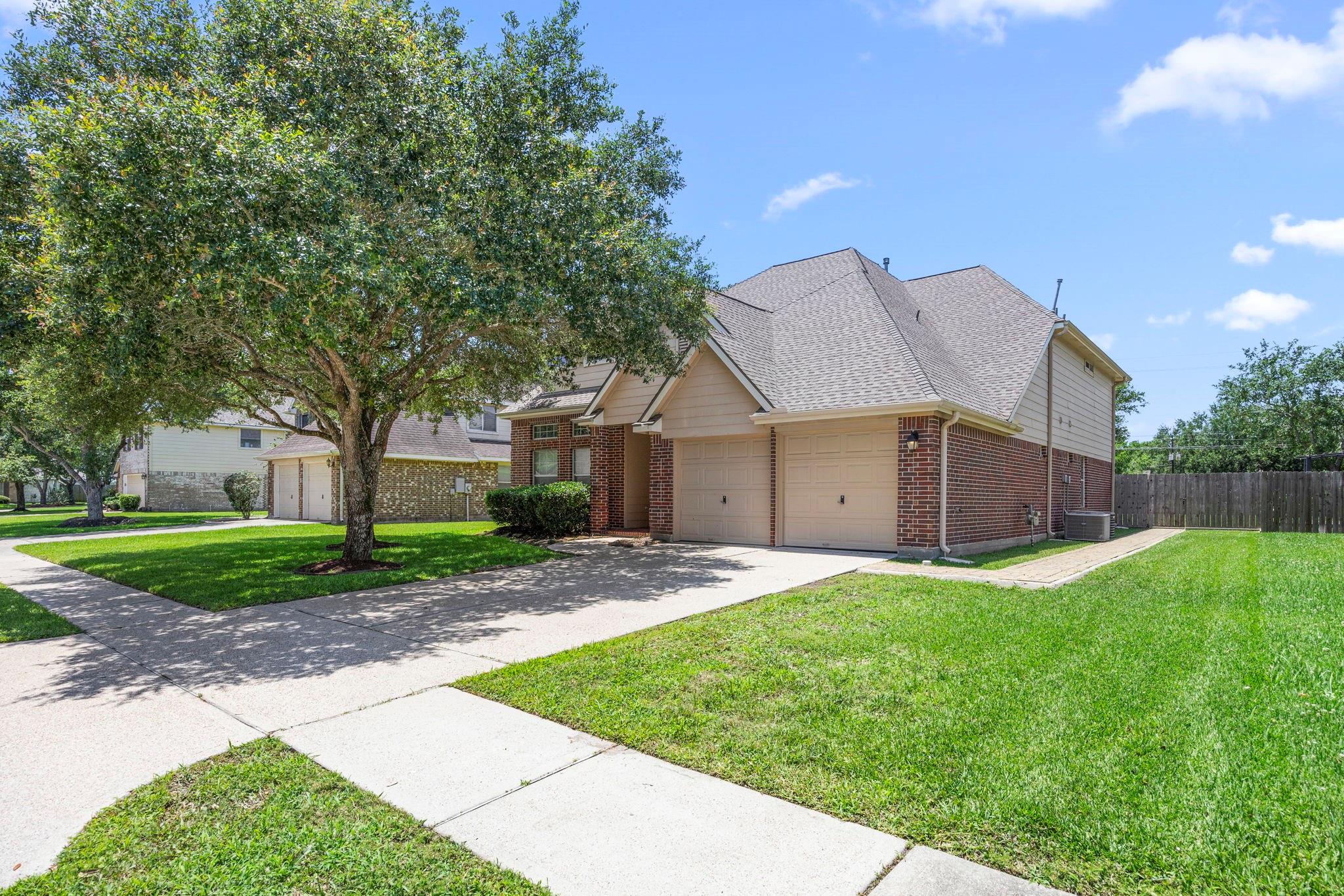 3806 Parry Field Court