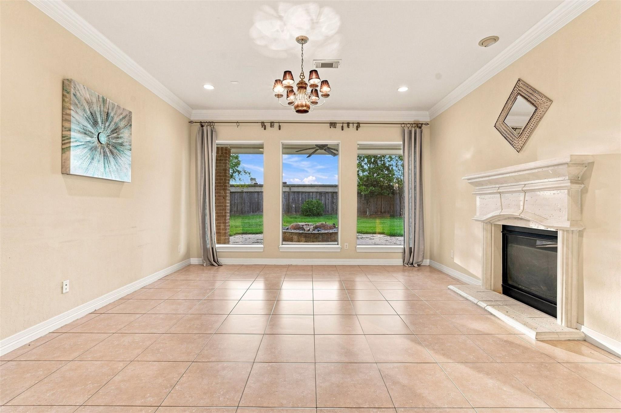 1726 Parklake Village