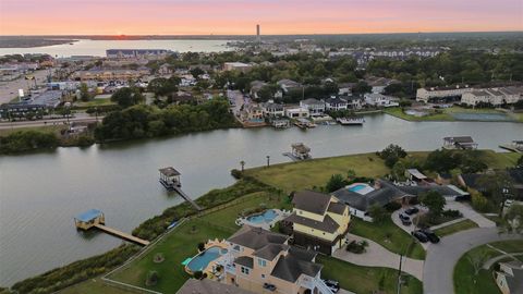 Photo of 2009 Oceanview Drive, Seabrook, TX 77586 (MLS # 27037065)
