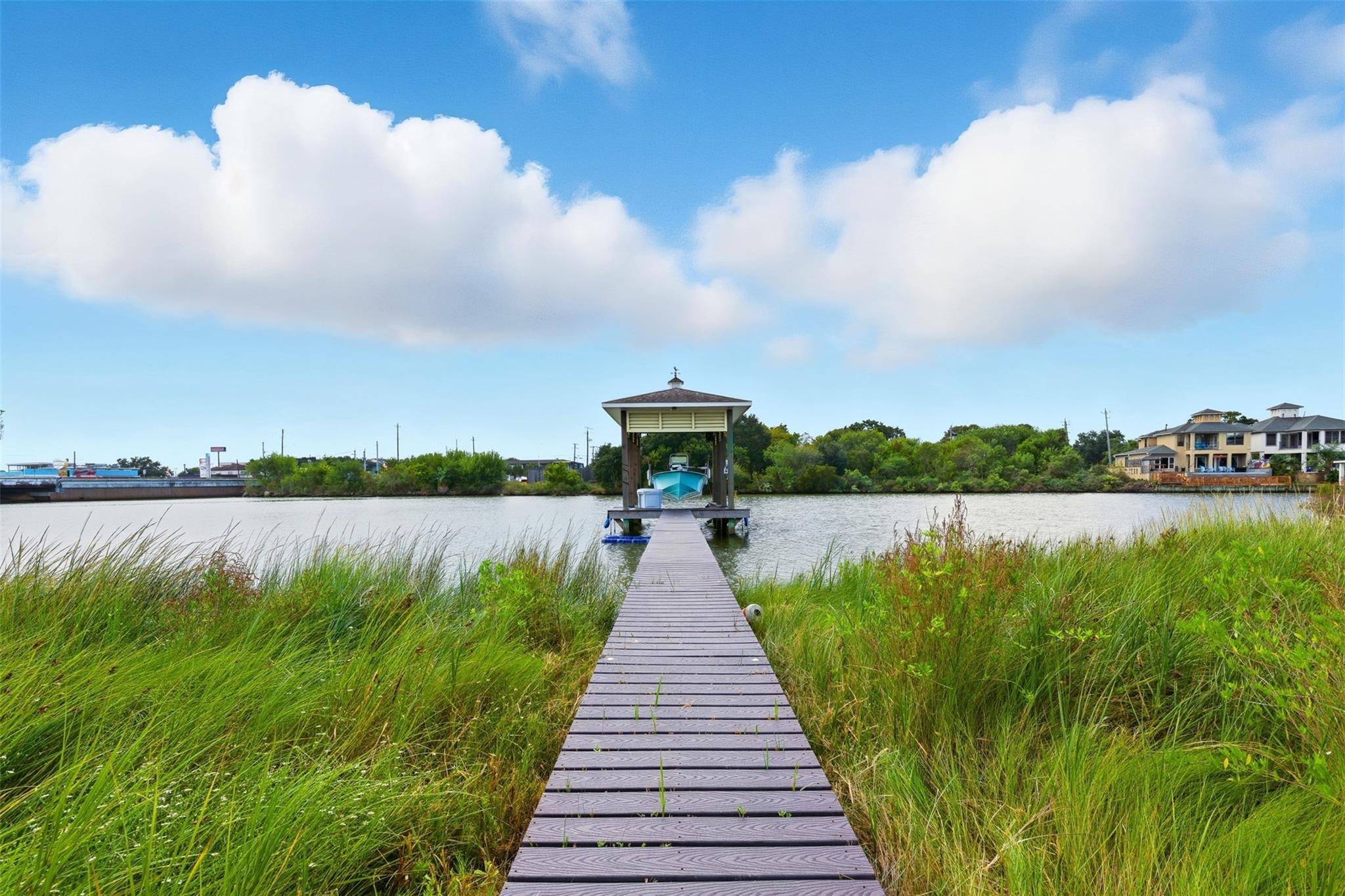 2009 Oceanview Drive