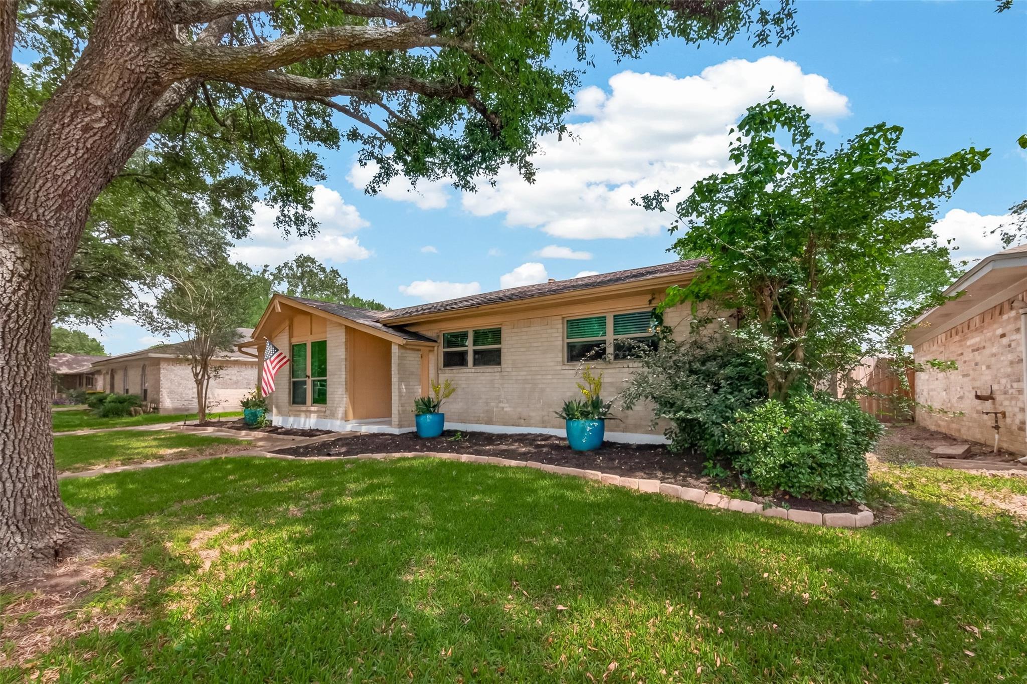 1925 Winding Creek Drive