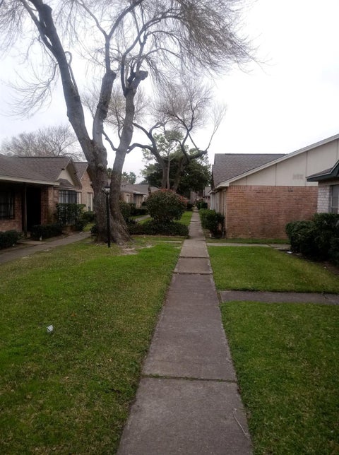 Tiny photo for 12728 Bexley Drive #2728, Houston, TX 77099 (MLS # 82212258)