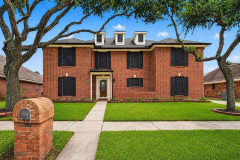 Photo of 1936 Prairie Creek Drive, Pearland, TX 77581 (MLS # 62569409)