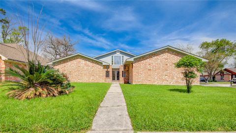 Photo of 13747 Rampchester Lane, Houston, TX 77015 (MLS # 32113178)