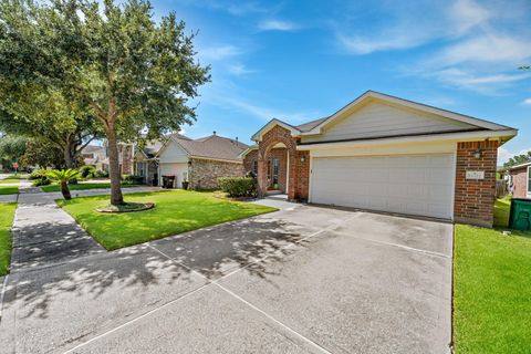 Photo of 17022 Evening Run Lane, Richmond, TX 77407 (MLS # 54356533)