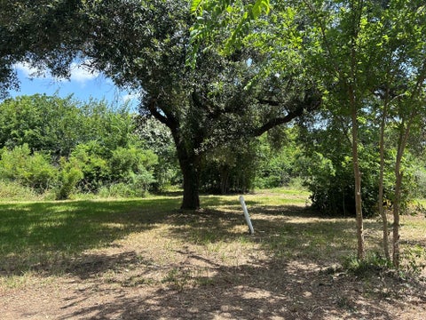 Vacant Land For Sale - 500 BLOCK Meadowlawn Avenue<br/> Harris County, La Porte, TX 77571