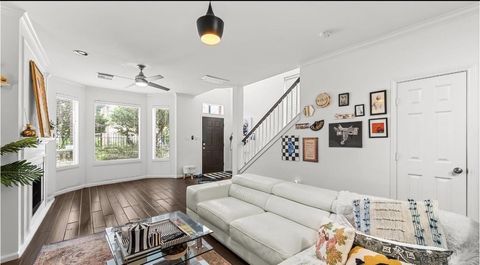 Tiny photo for 1417 Anita Street, Houston, TX 77004 (MLS # 81983671)