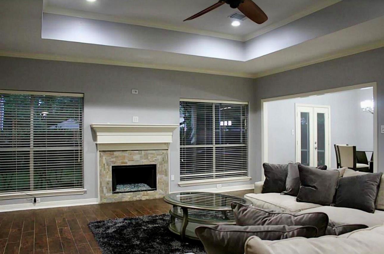 7115 W Hearthstone Green Drive