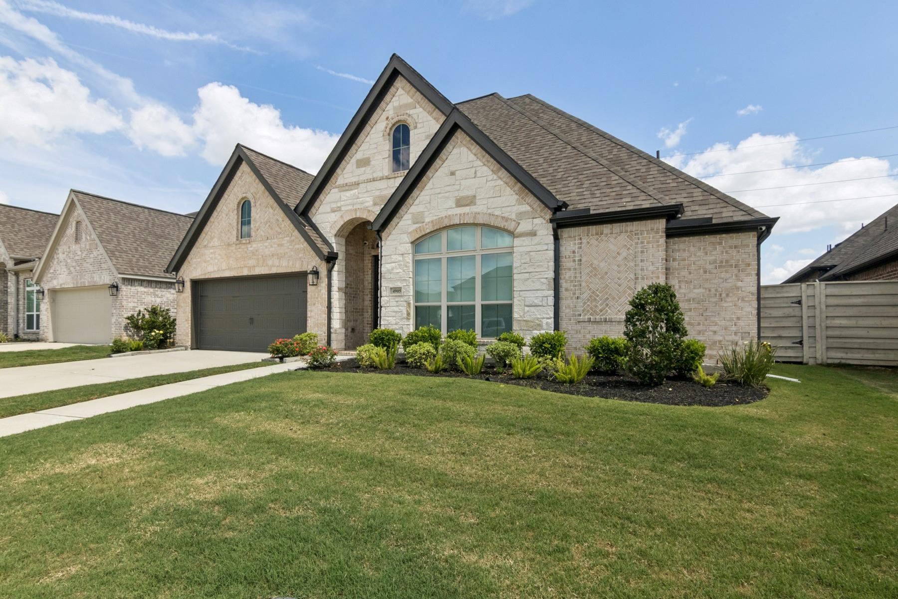 4905 Mulberry Shrubs Lane