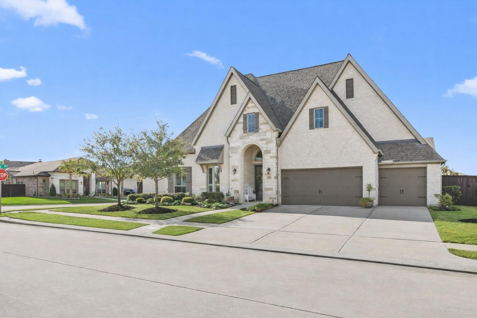 7403 Kinglet Court