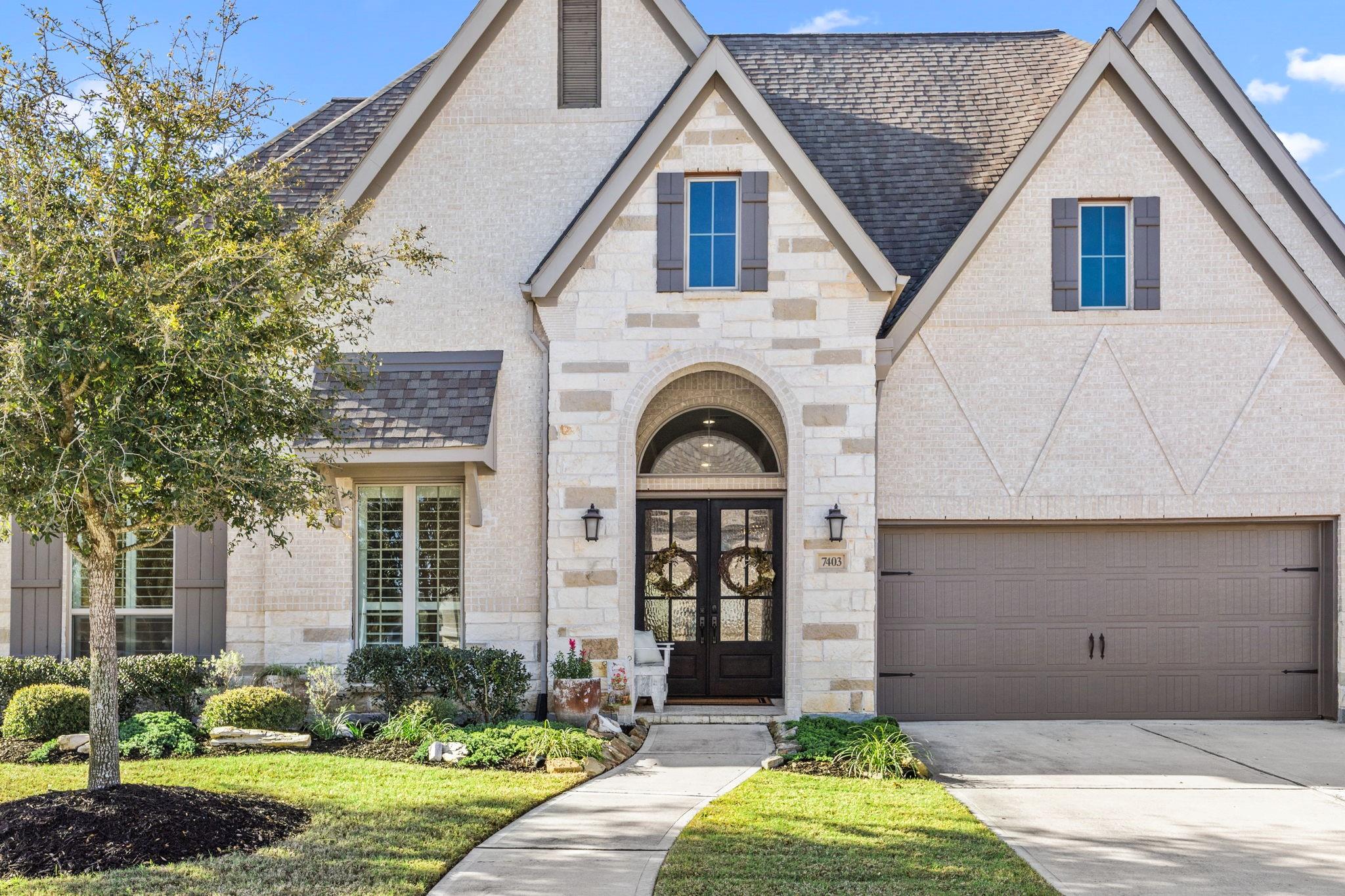 7403 Kinglet Court