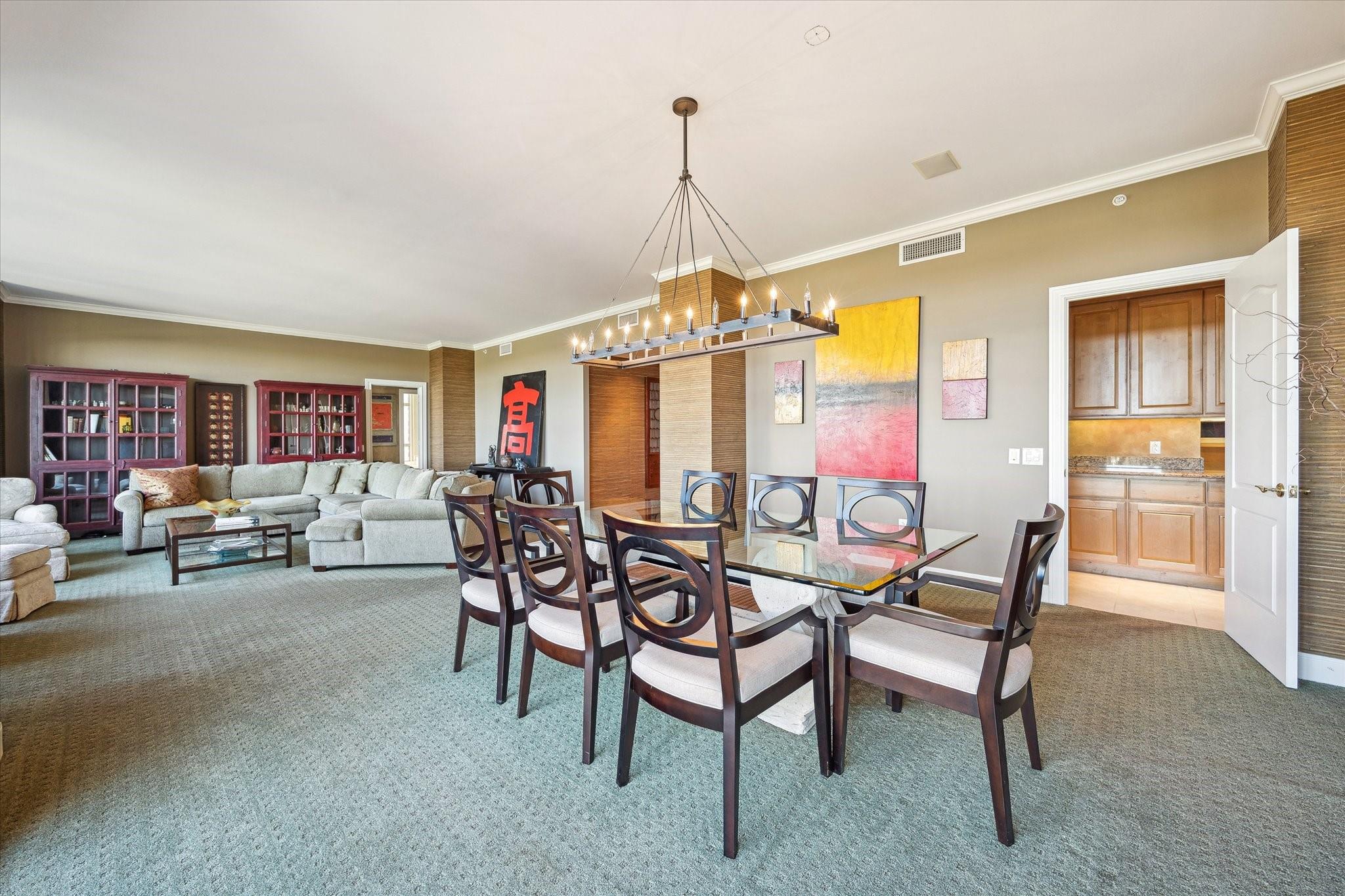 1000 Uptown Park Boulevard 93