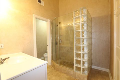 Tiny photo for 10714 Bayou Place Court, Houston, TX 77099 (MLS # 78589928)