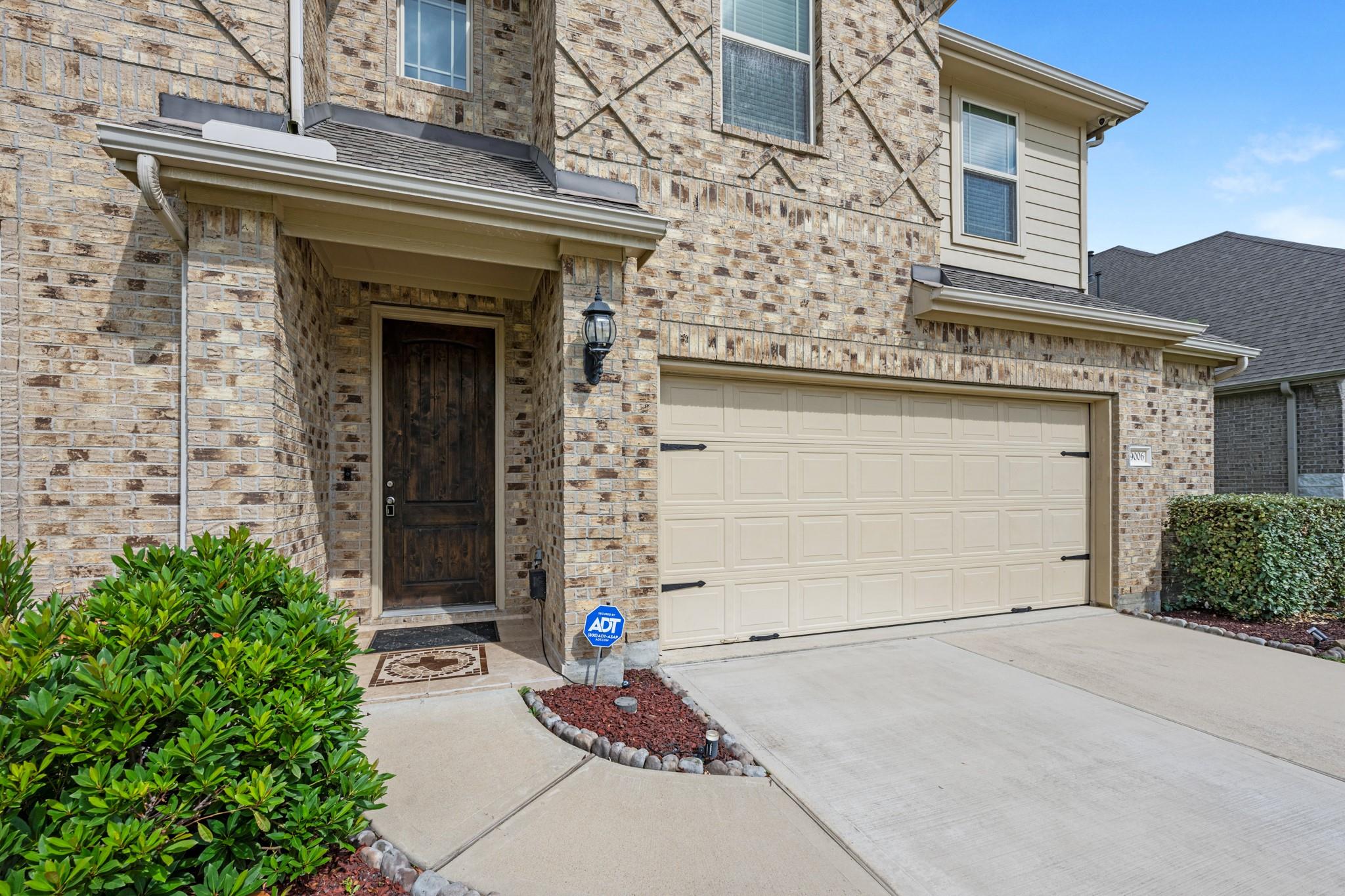 9006 Lacombe Lane