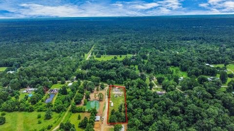 Photo of 856 County Road 650, Dayton, TX 77535 (MLS # 78312556) Photo of 856 County Road 650, Dayton, TX 77535 (MLS # 78312556)