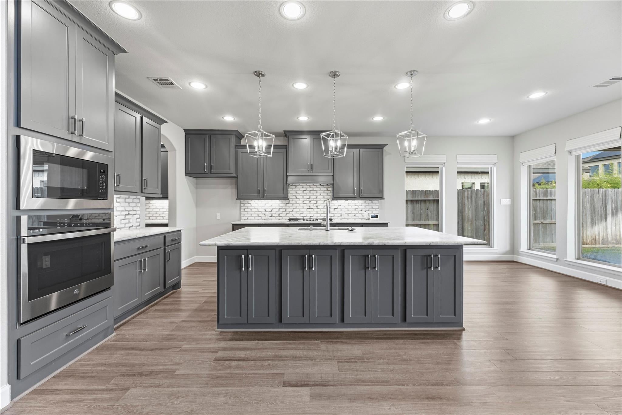 9511 Shaded Tree Drive