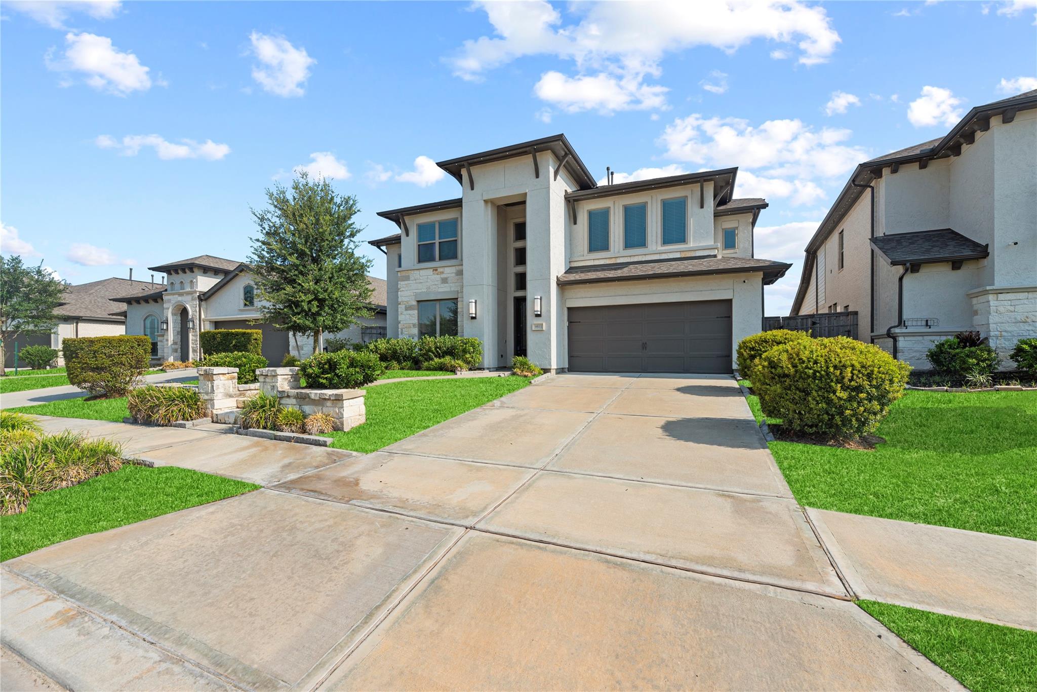9511 Shaded Tree Drive