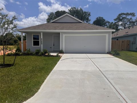 Photo of 25668 Rose Creek Drive, Cleveland, TX 77328 (MLS # 56816910)