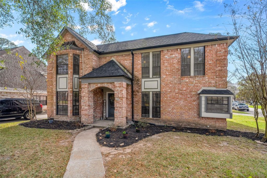Photo of 41 Windsor Drive, Conroe, TX 77304 (MLS # 30680698)