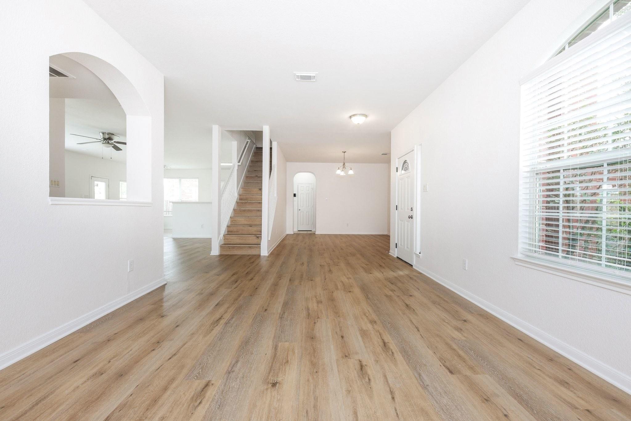 2814 Crestbrook Bend Lane