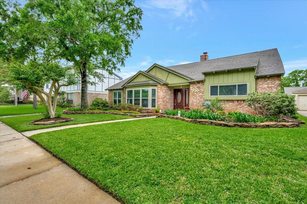 16407 Clearcrest Drive