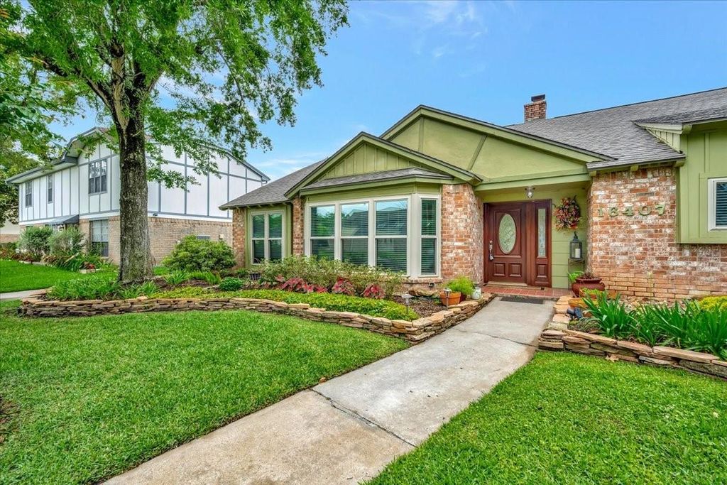 Photo of 16407 Clearcrest Drive, Houston, TX 77059 (MLS # 53224110)