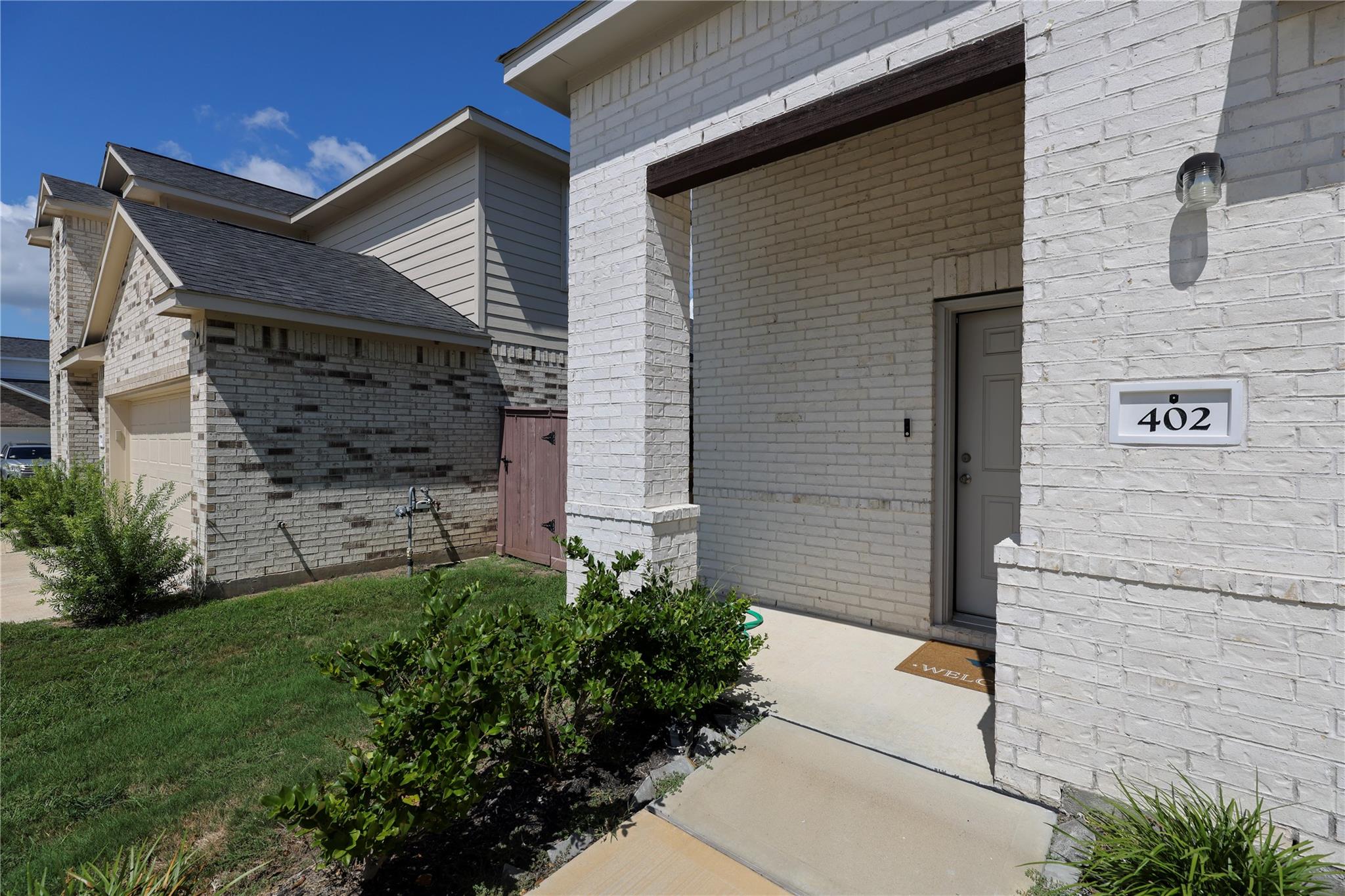 402 Flycatcher Court