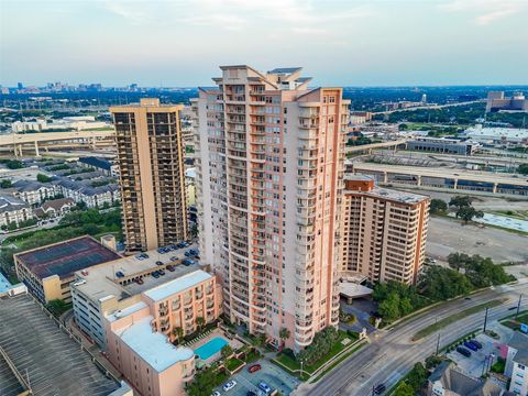 Photo of 3505 Sage Road #1705, Houston, TX 77056 (MLS # 72449622)