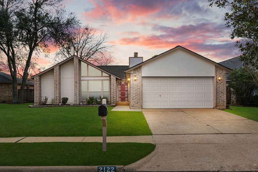 Photo of 2122 Echo Ridge, Sugar Land, TX 77478 (MLS # 66182008)