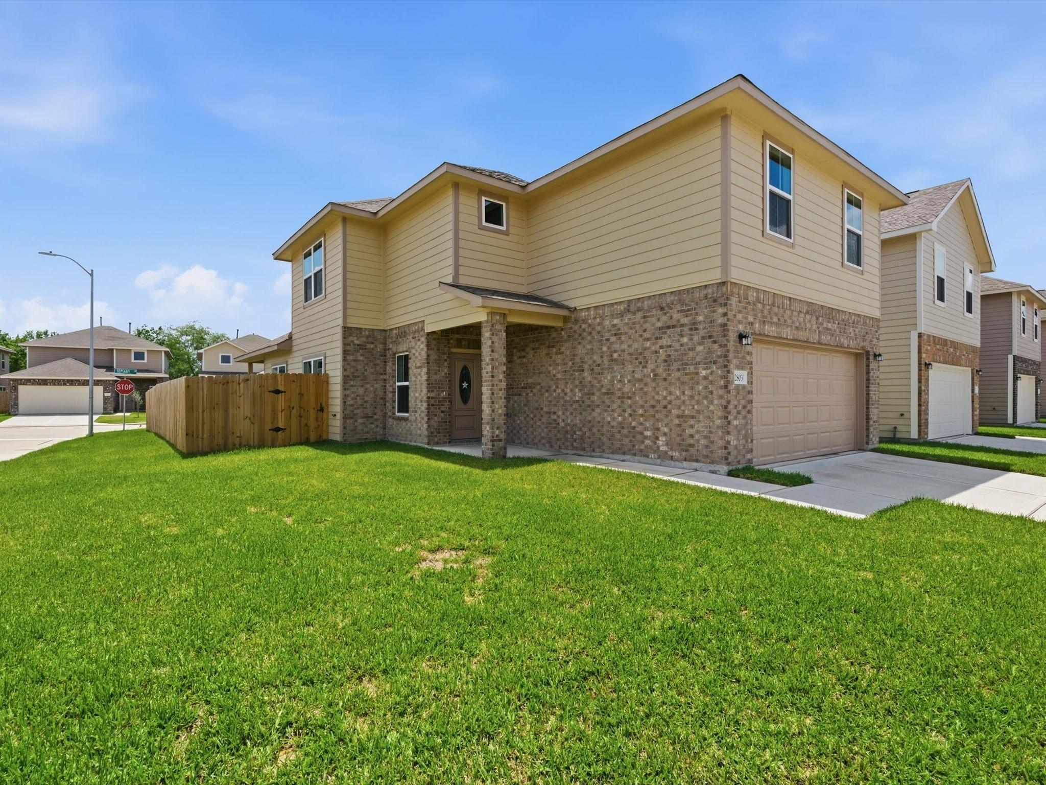 2811 Bowlin Leaf Lane
