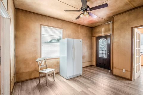 Tiny photo for 3501 Sarah Street, Houston, TX 77026 (MLS # 59047454)