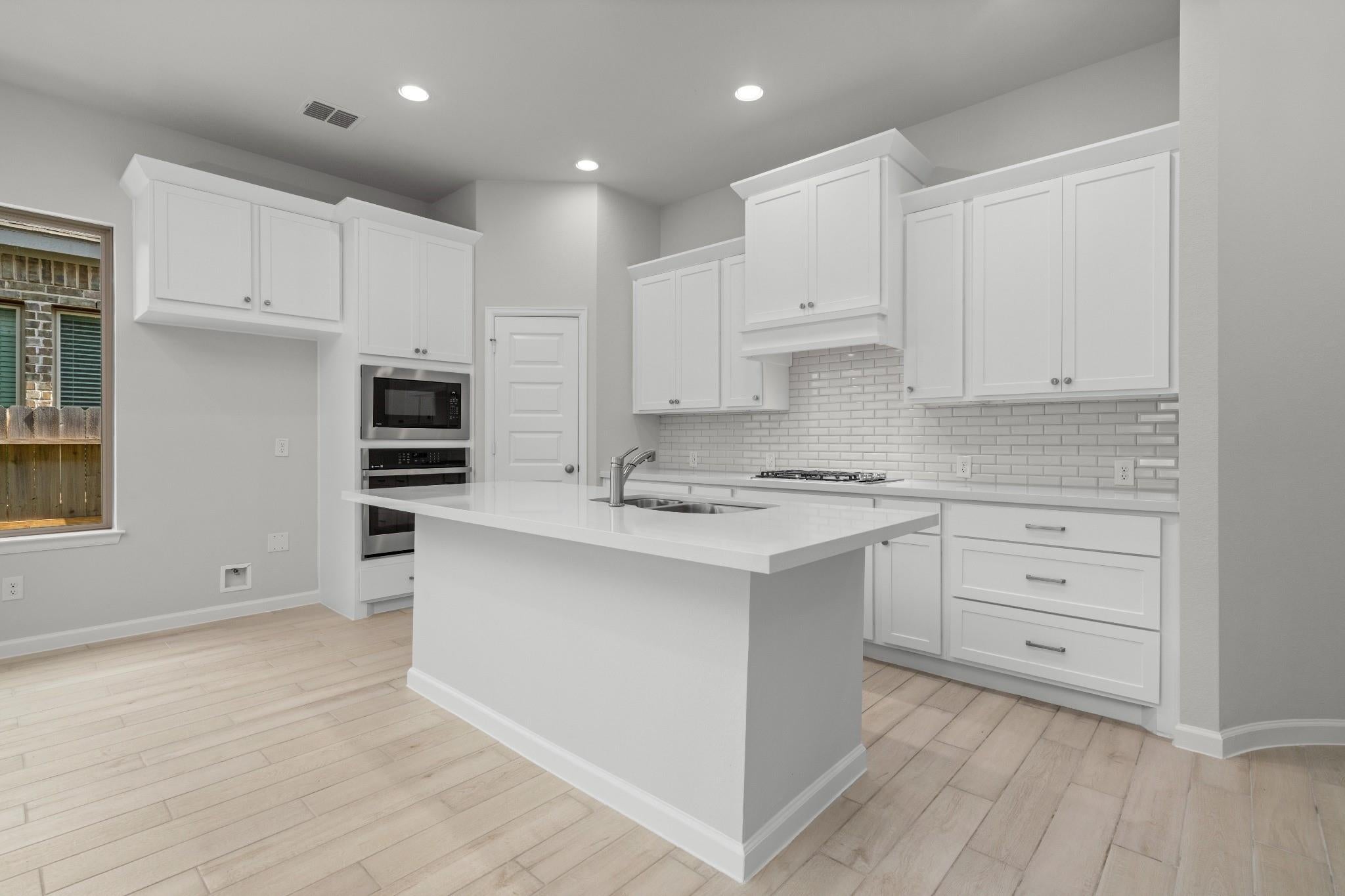 16955 Chapel Knox Drive